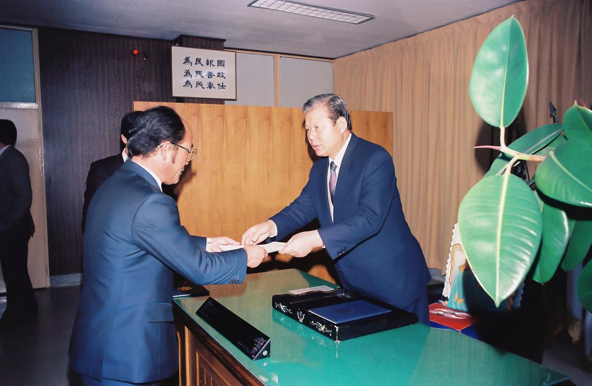 조회