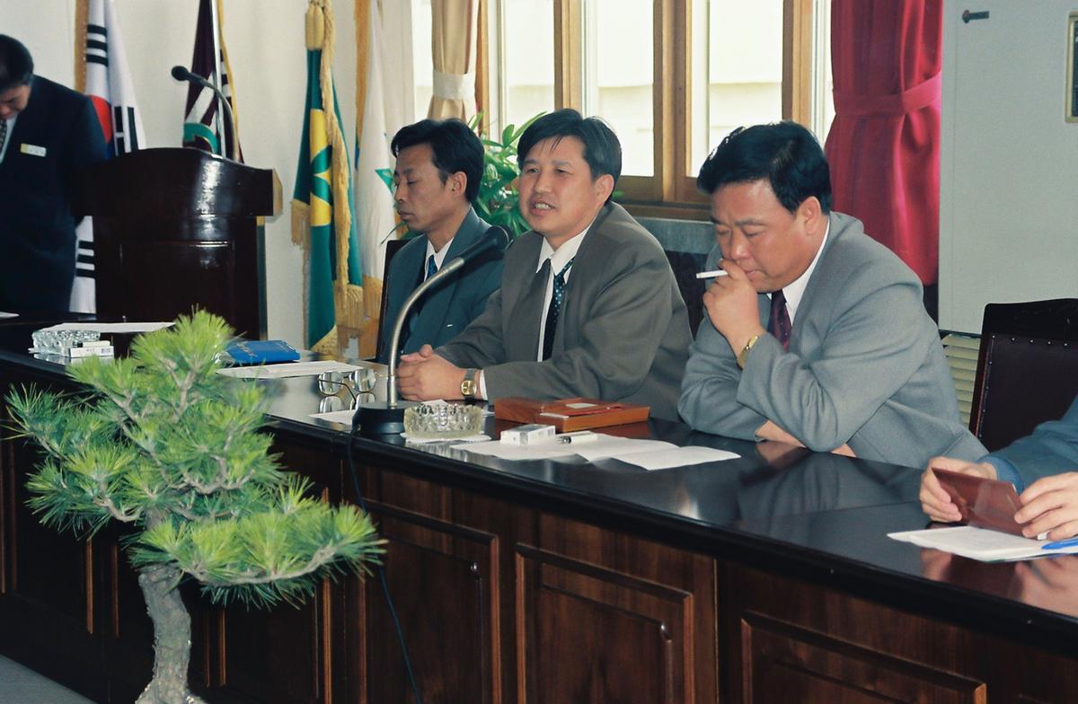 서난시장 일행 합천군 방문