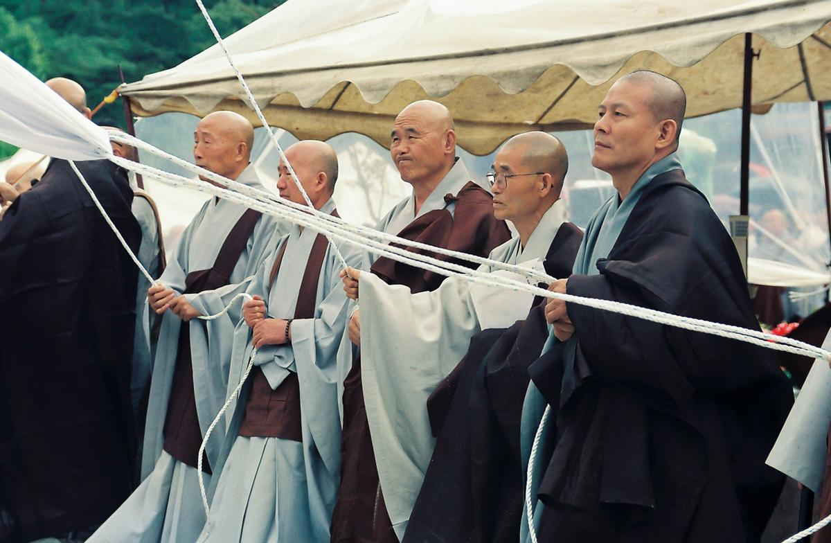 용성 대종사 행적비 제막식