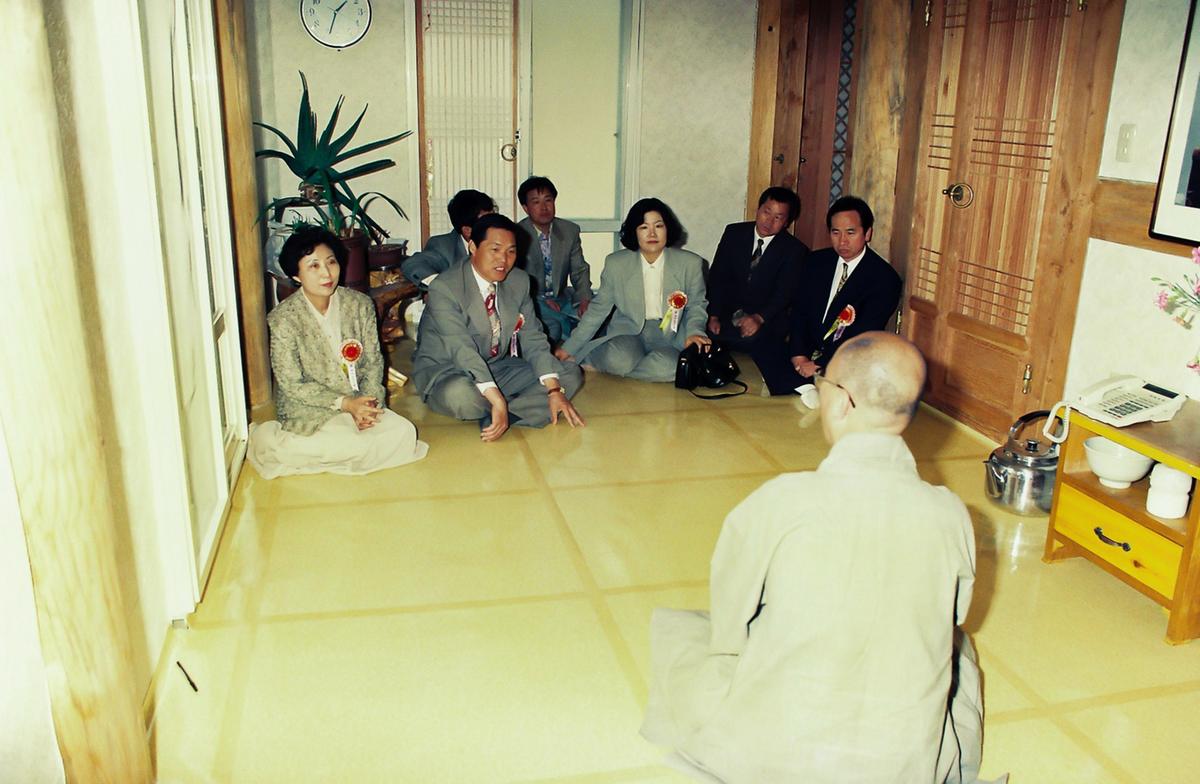 사찰 방문