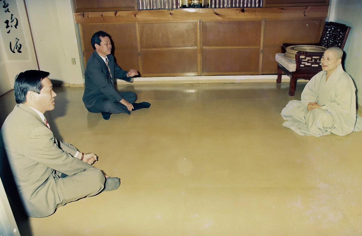 사찰 방문
