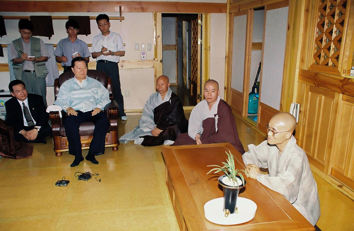 사찰 방문