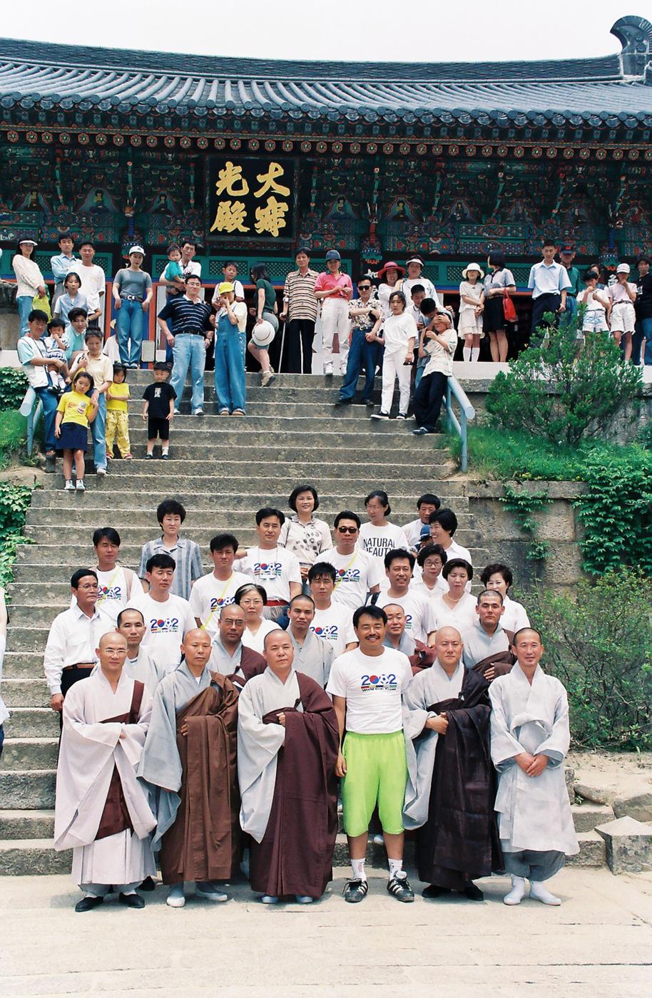 김흥국 방문 사찰축구행사