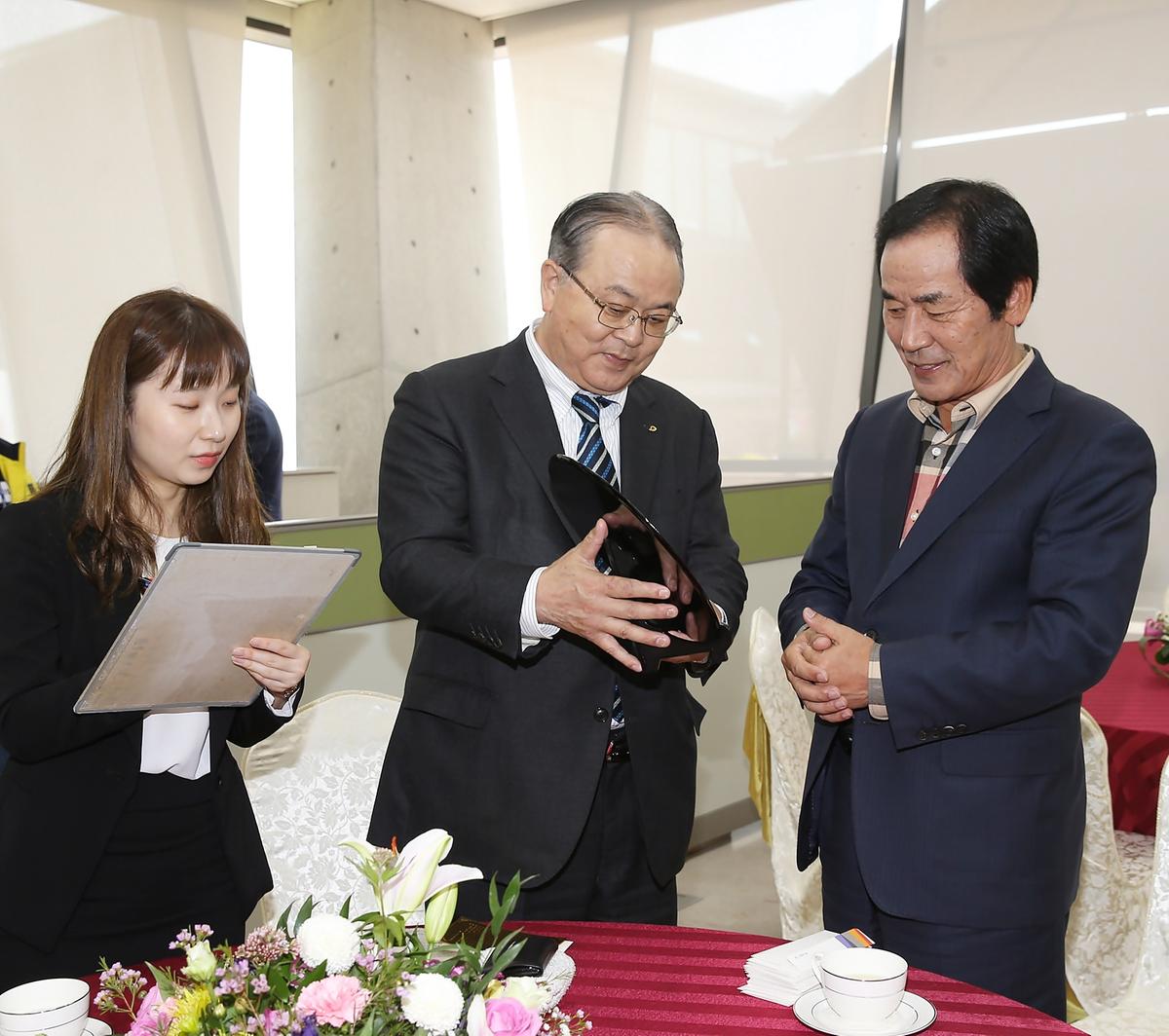 일본야마구치현부지사대장경테마파크방문