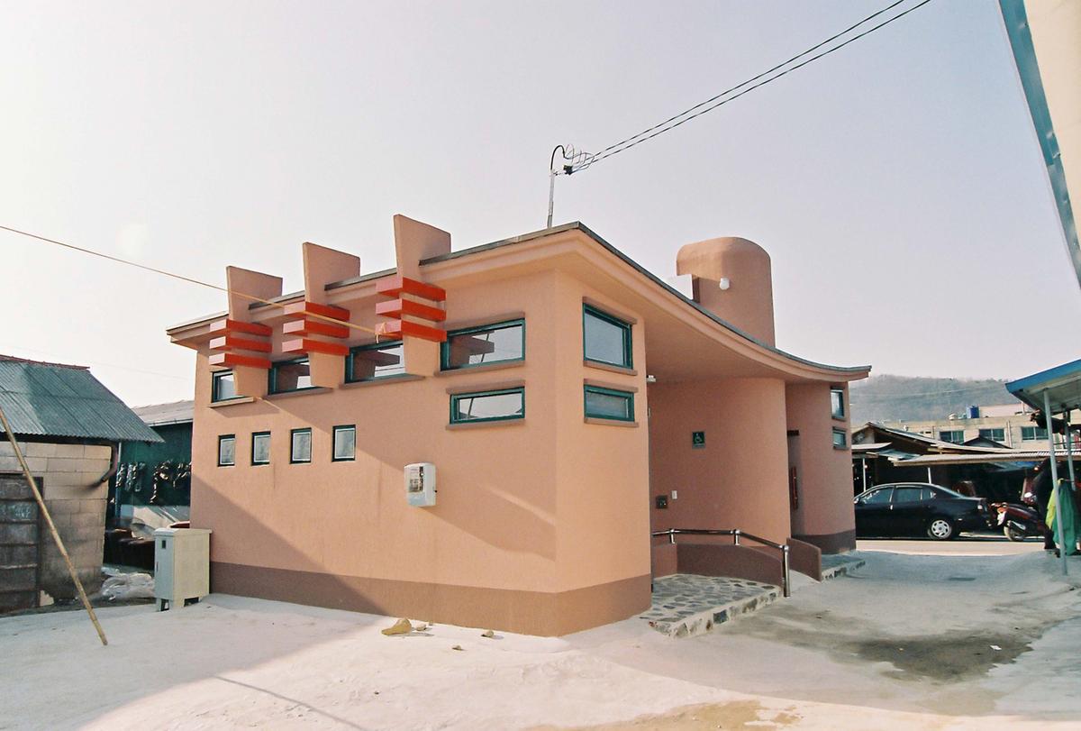 공중화장실 준공