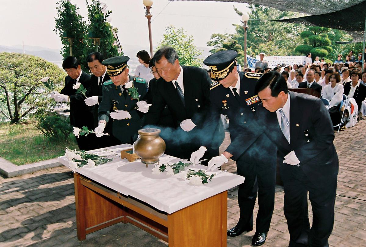 추모제