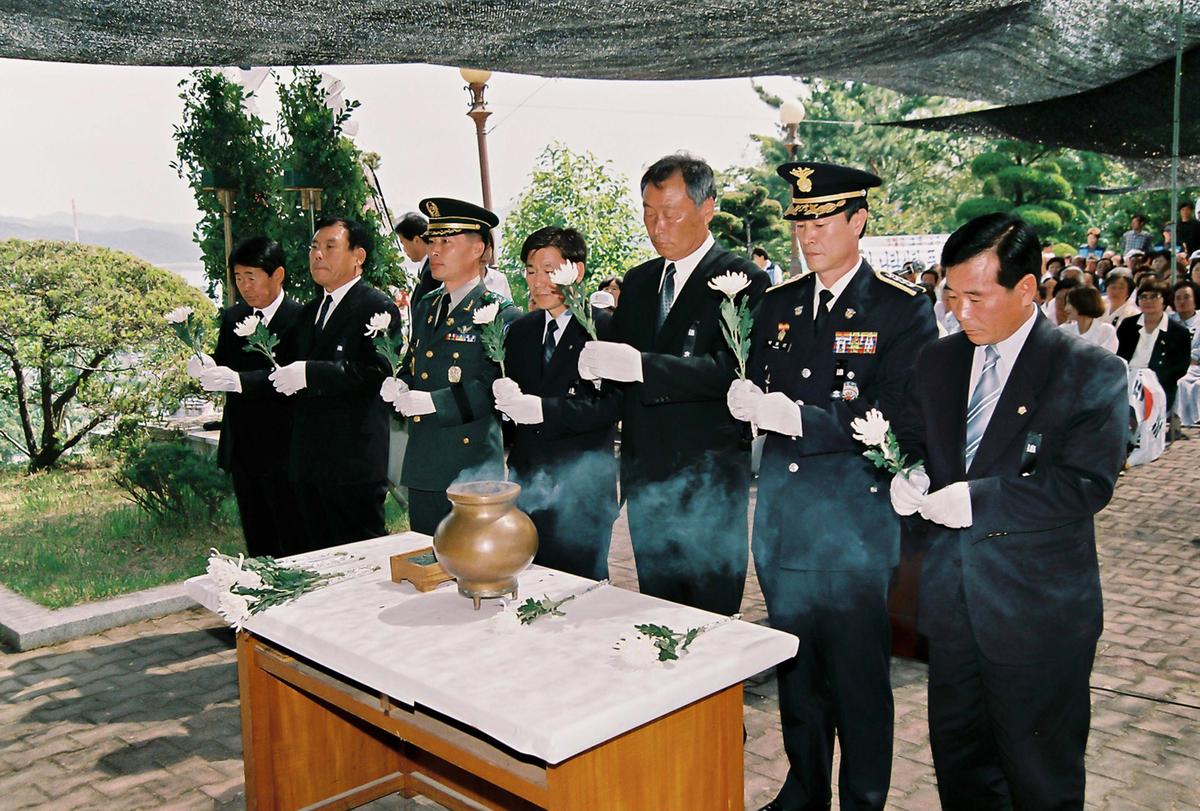 추모제