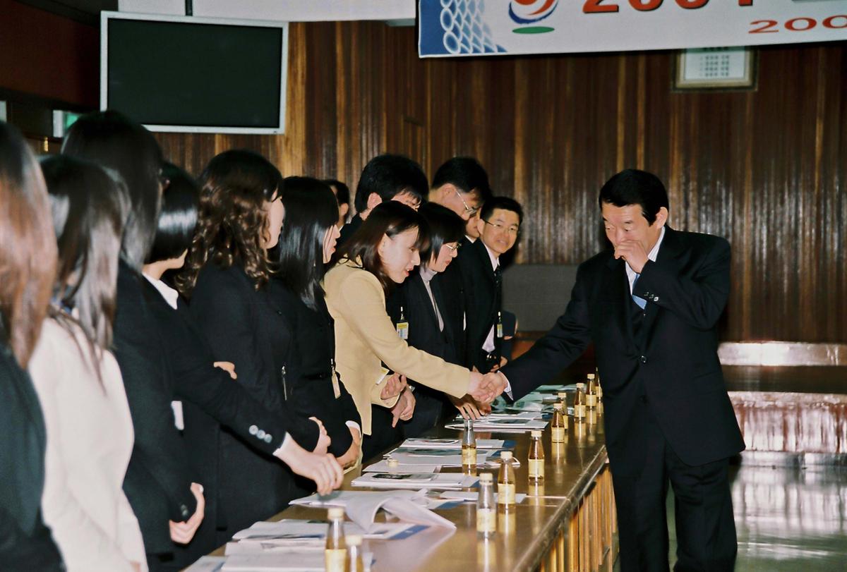 2004 신규직원 군정 연찬회