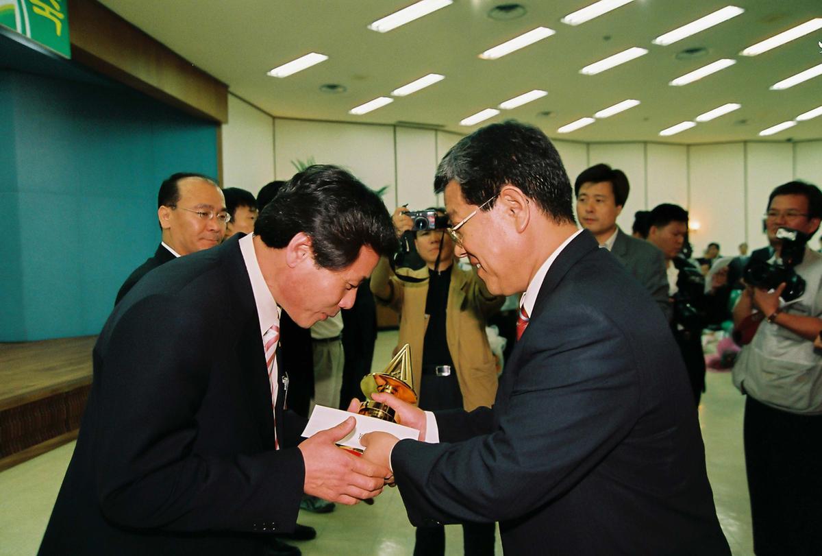 제8회 경상남도 농수산수출탑 시상식