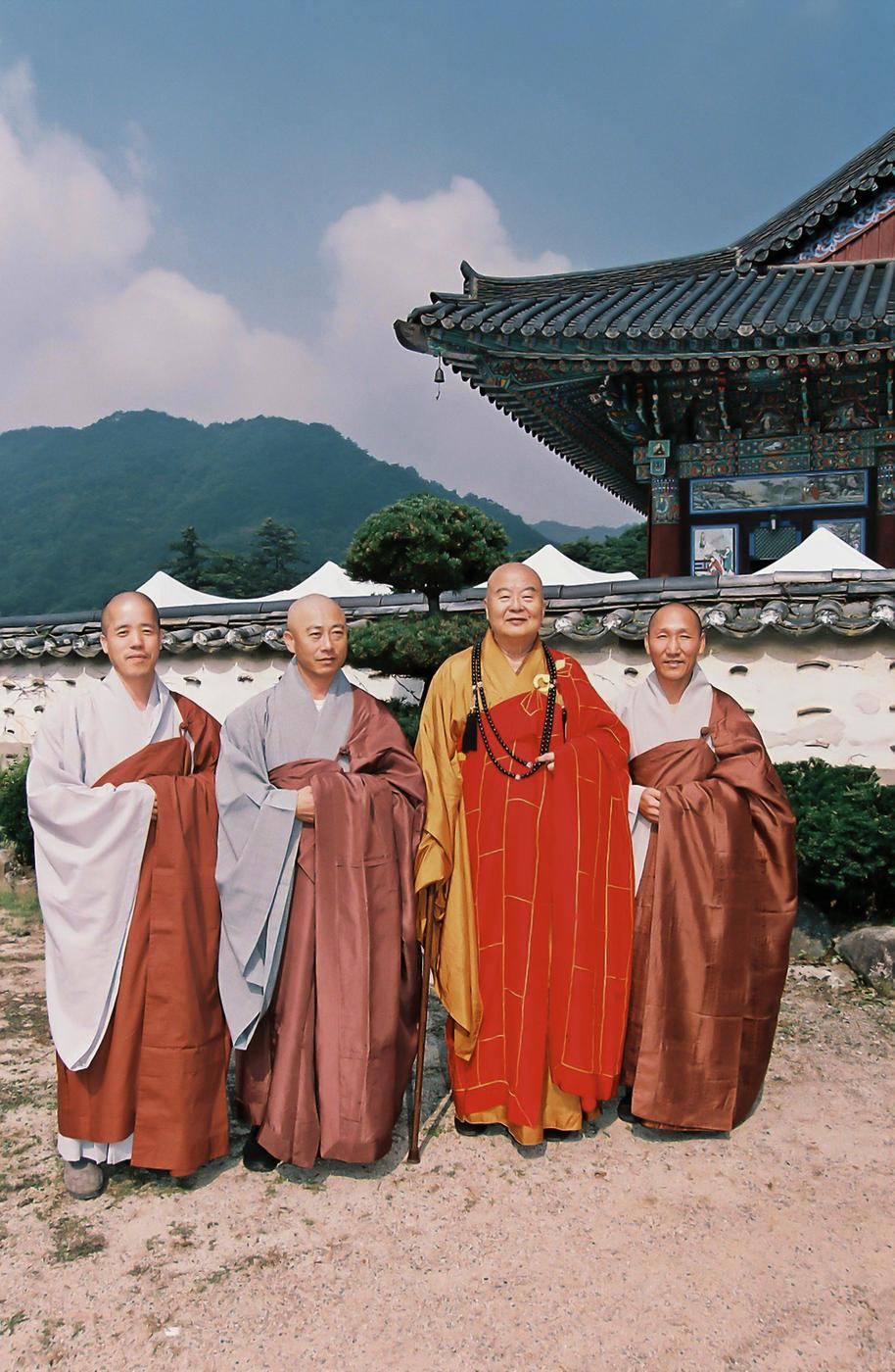 스님들