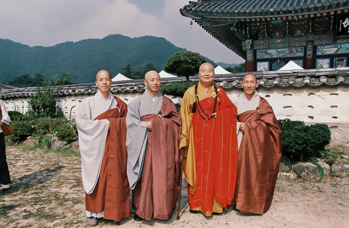 스님들