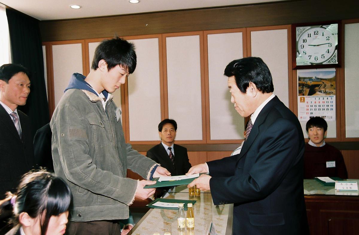 장학금 및 장학증서 수여식