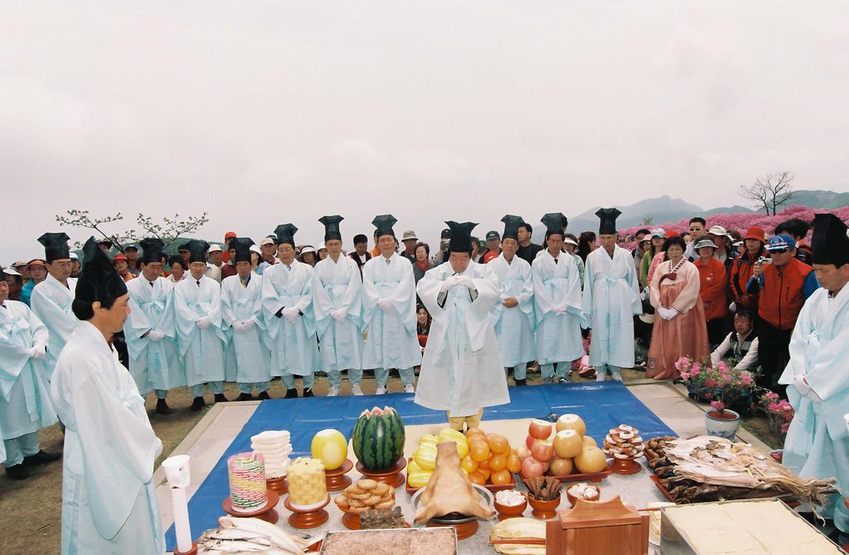 황매산 철쭉제단