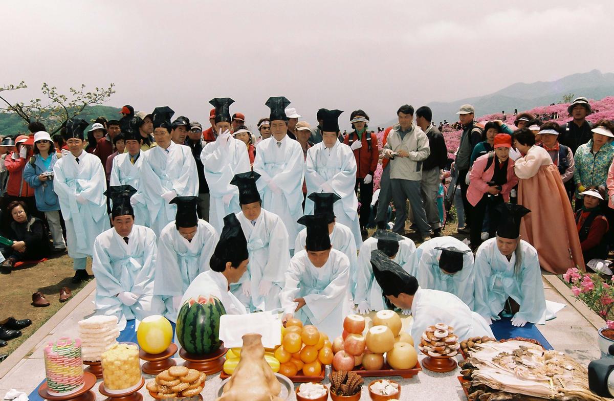 황매산 철쭉제단