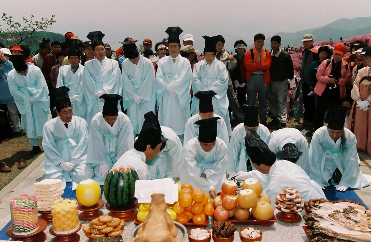 황매산 철쭉제단