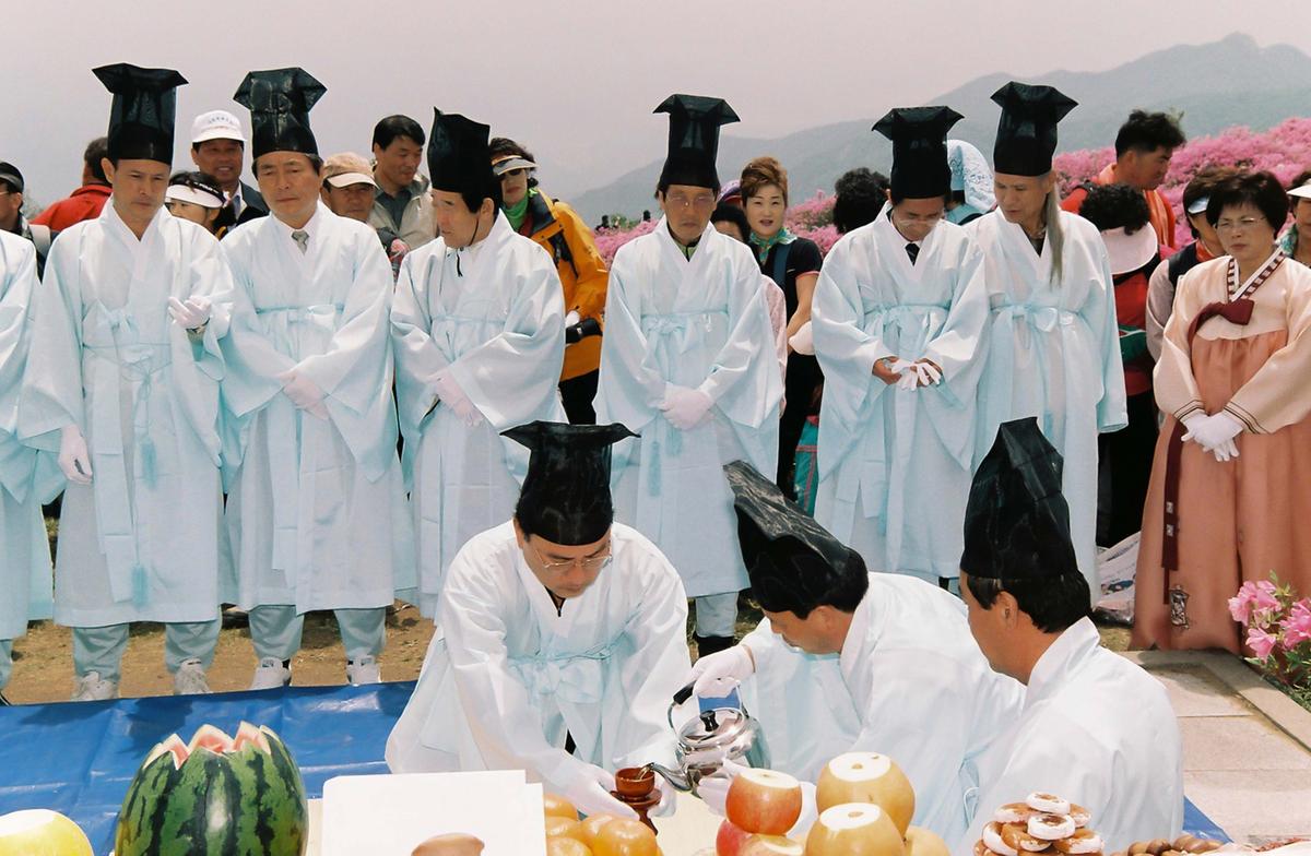 황매산 철쭉제단