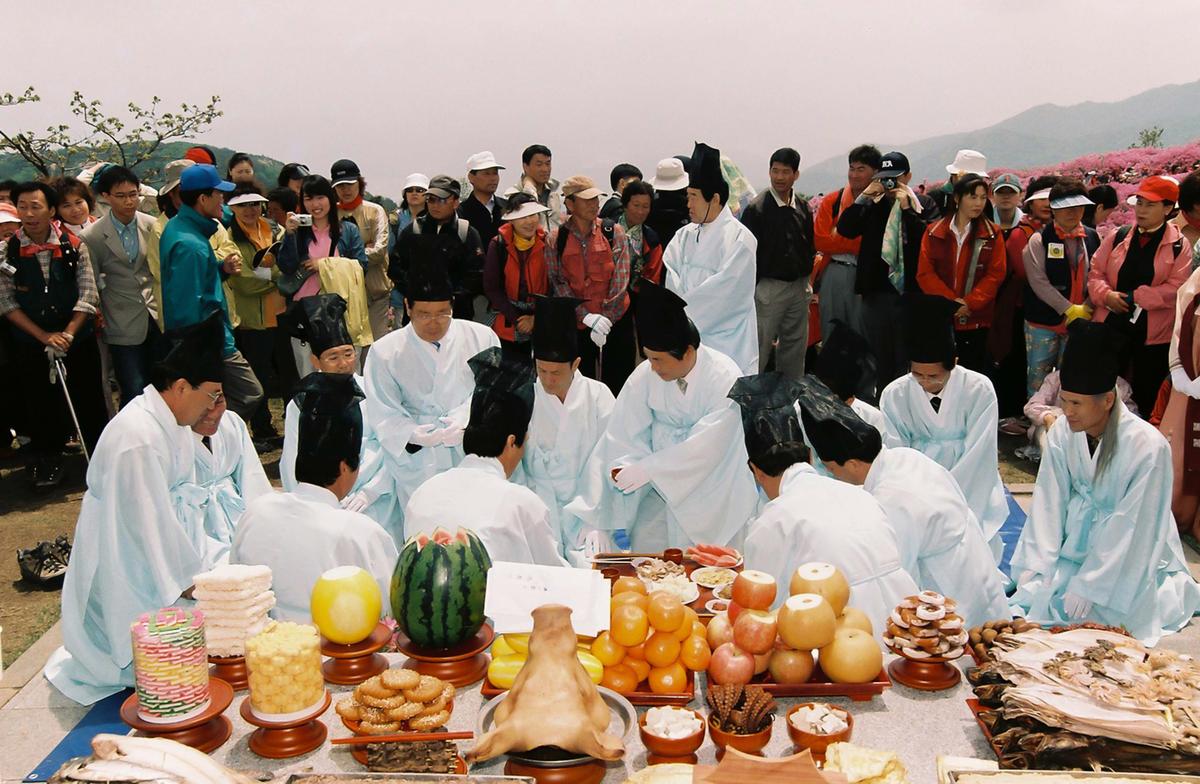 황매산 철쭉제단
