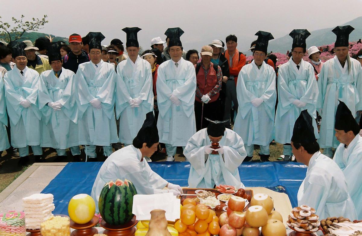 황매산 철쭉제단
