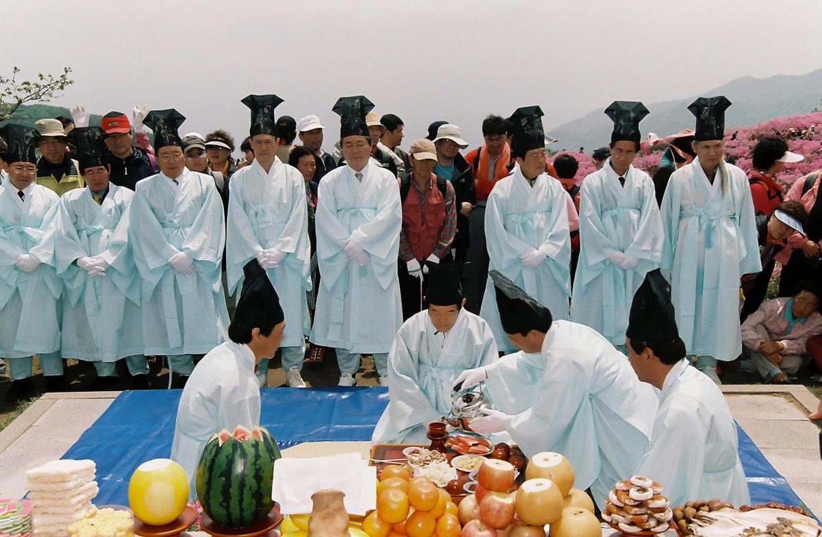 황매산 철쭉제단