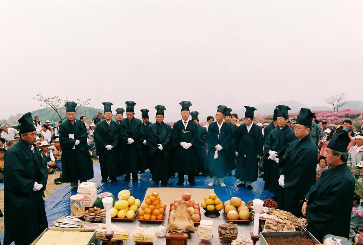 2003 황매산 철쭉제단