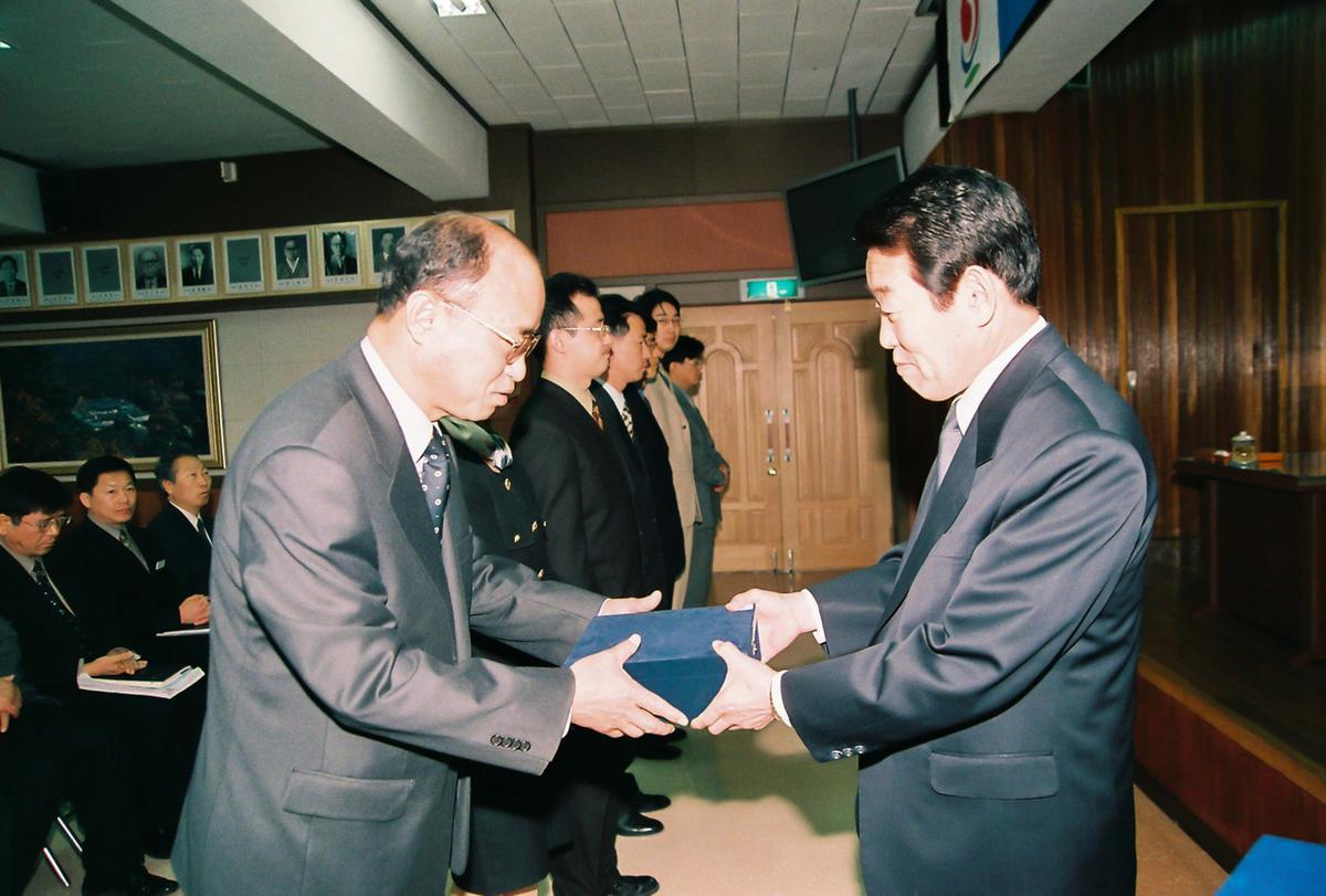 정례조회