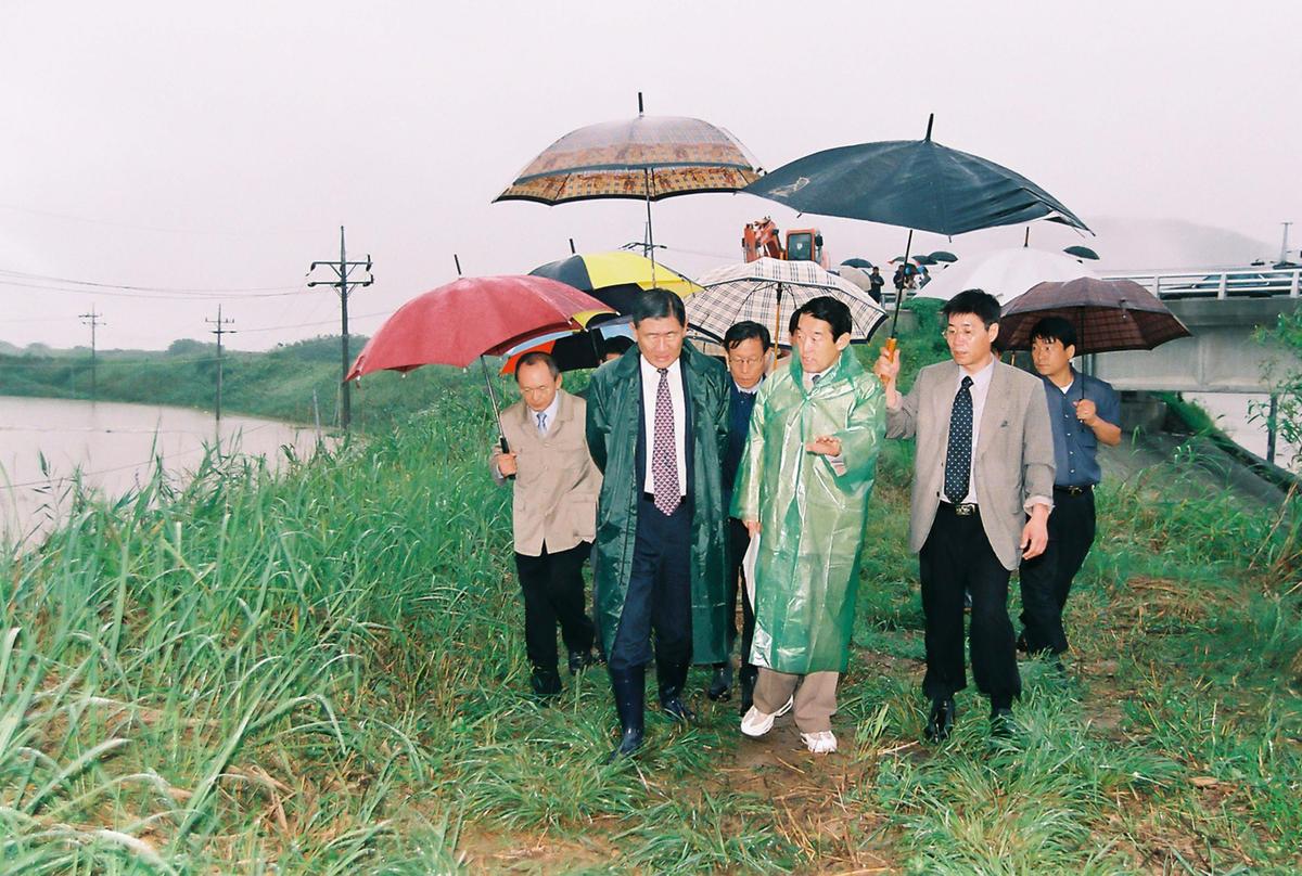 방문