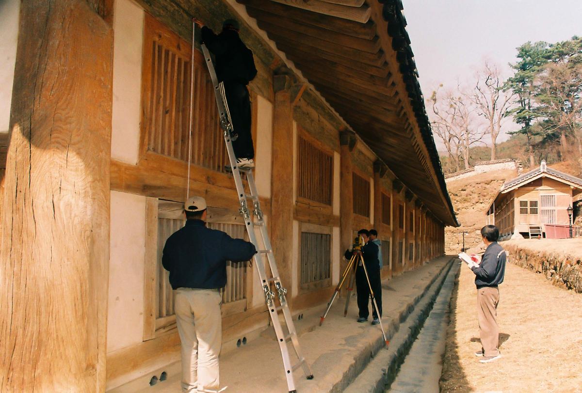 사찰보수