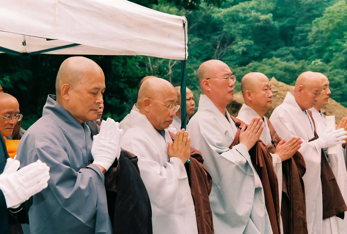 김영환장군 팔만대장경 수호공적비 제막식