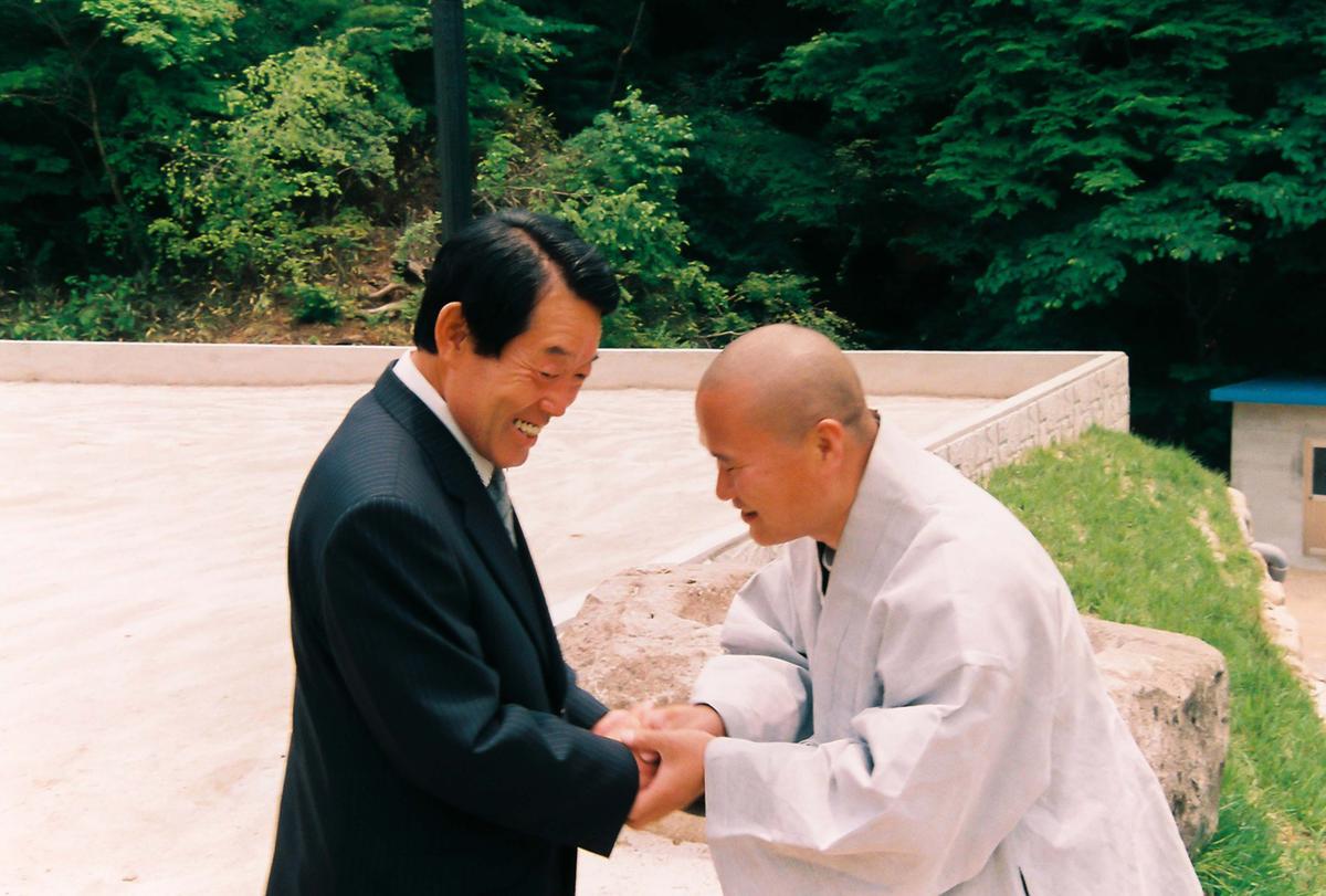 김영환장군 팔만대장경 수호공적비 제막식