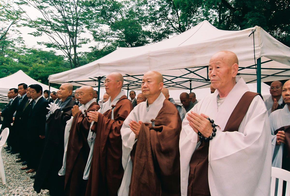 김영환장군 팔만대장경 수호공적비 제막식