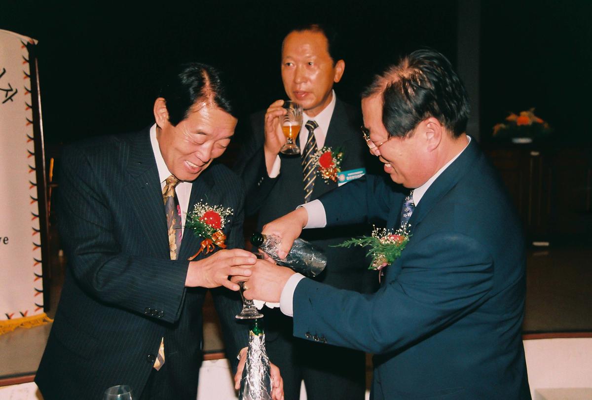 사랑의 씨앗을 뿌리자