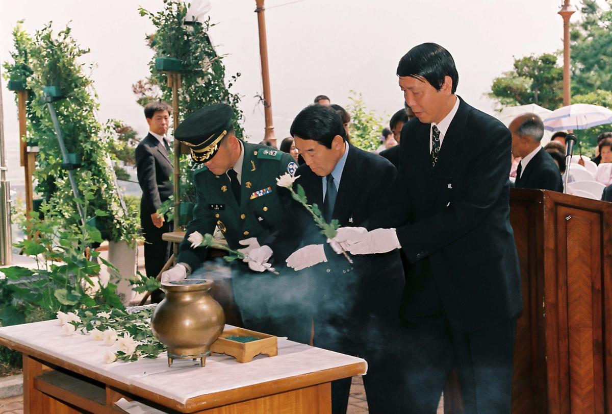 추모제
