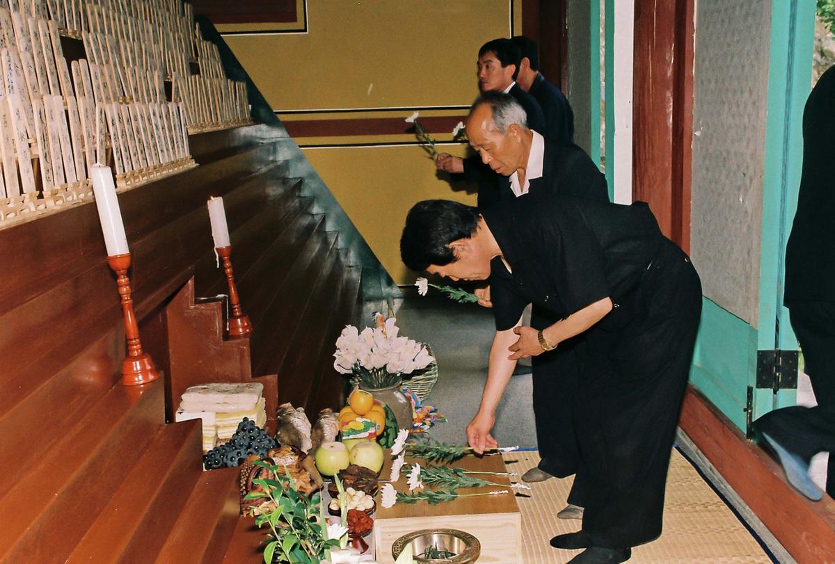 추모제