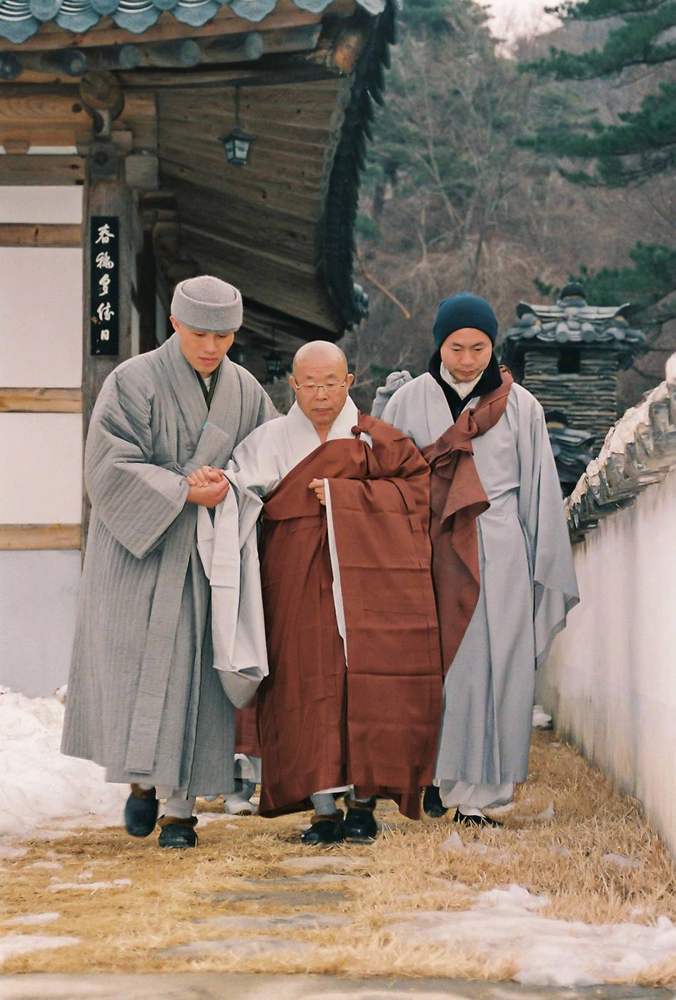 사찰