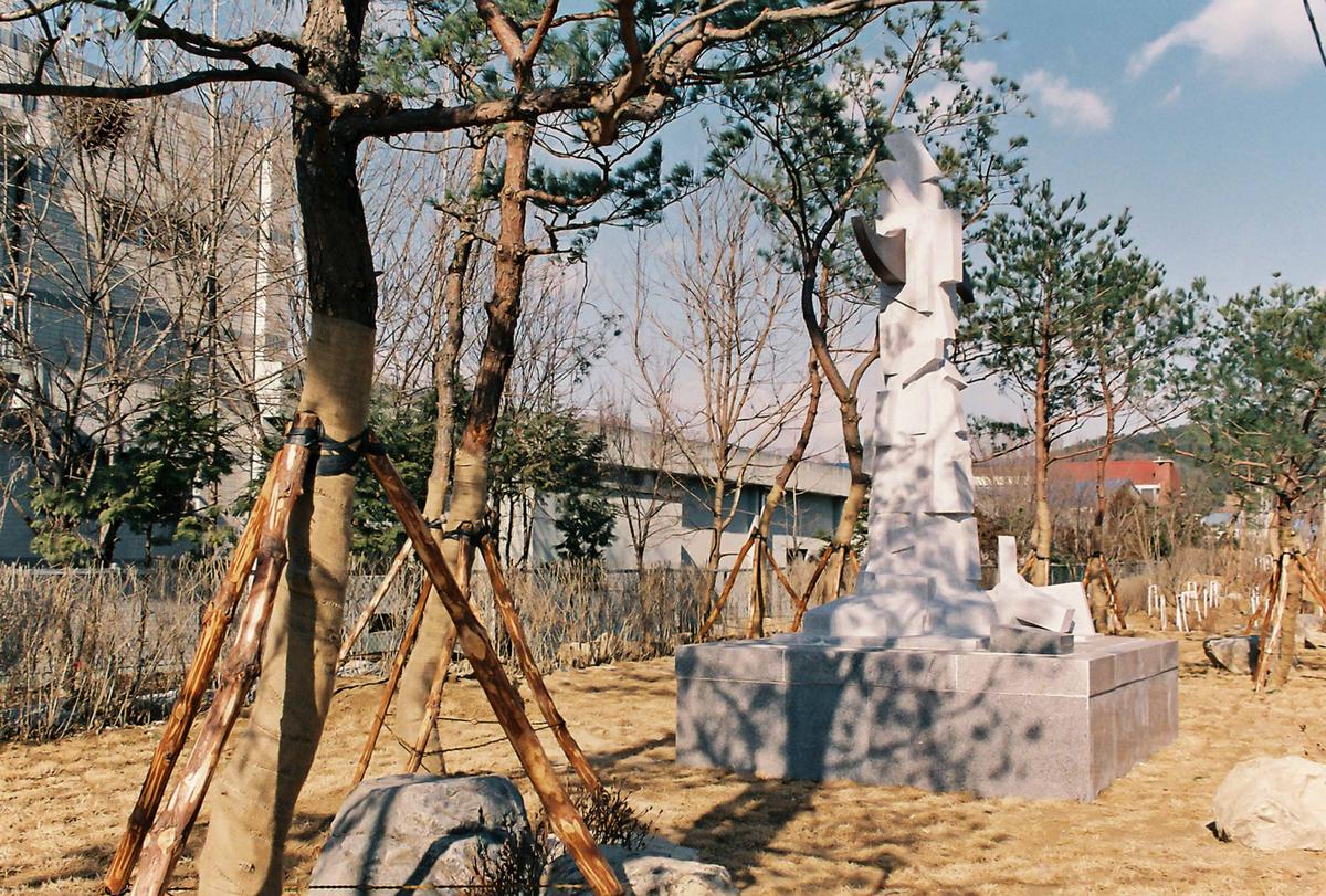 조각품