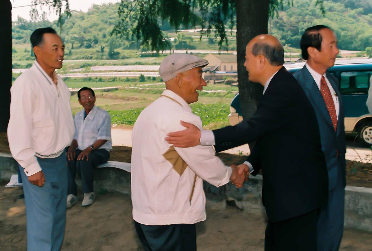 2000년 범죄없는 마을 현판식