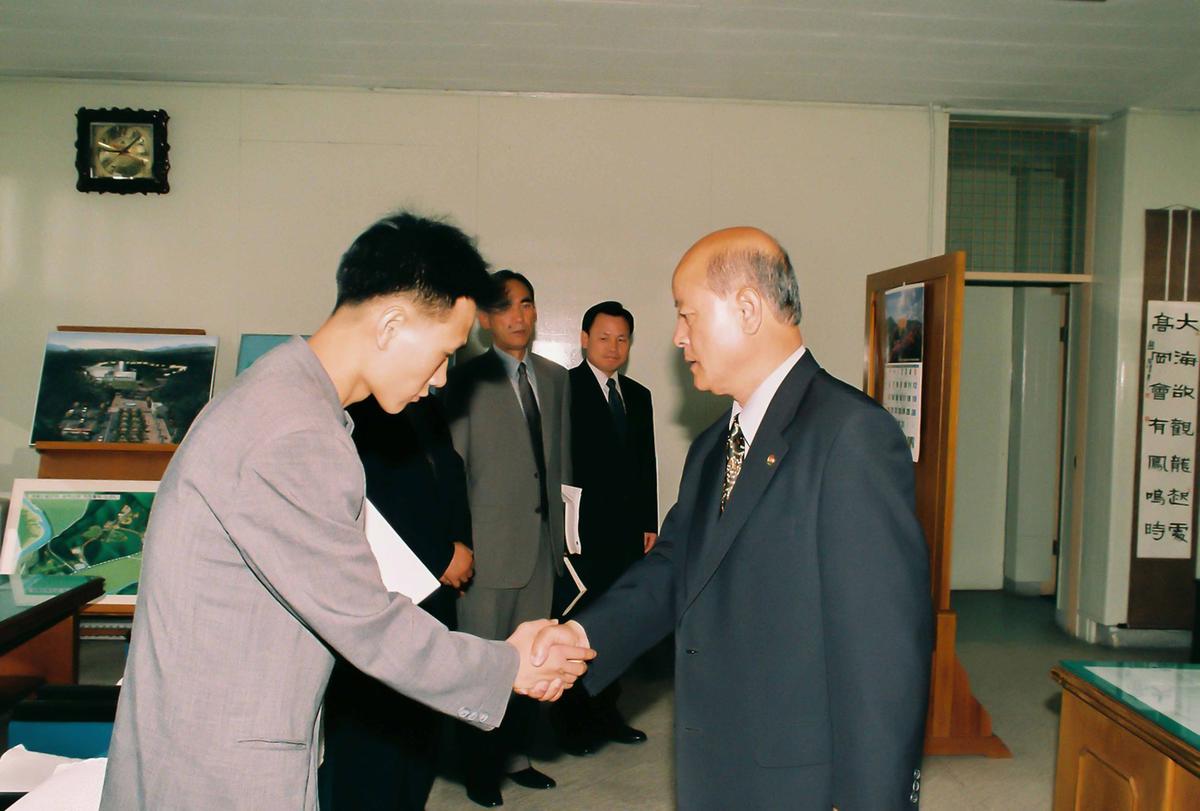 2000년 범죄없는 마을 현판식