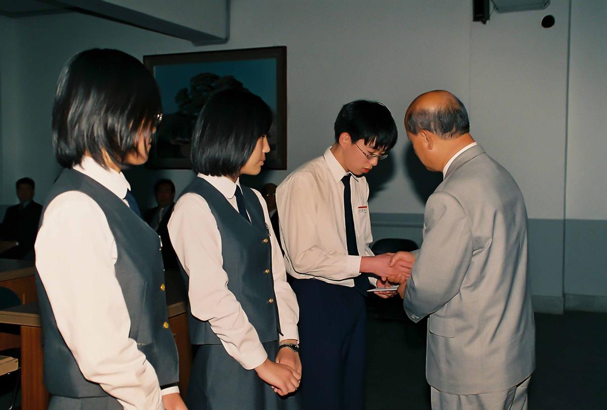 2001년도 2학기분 장학금 전달식