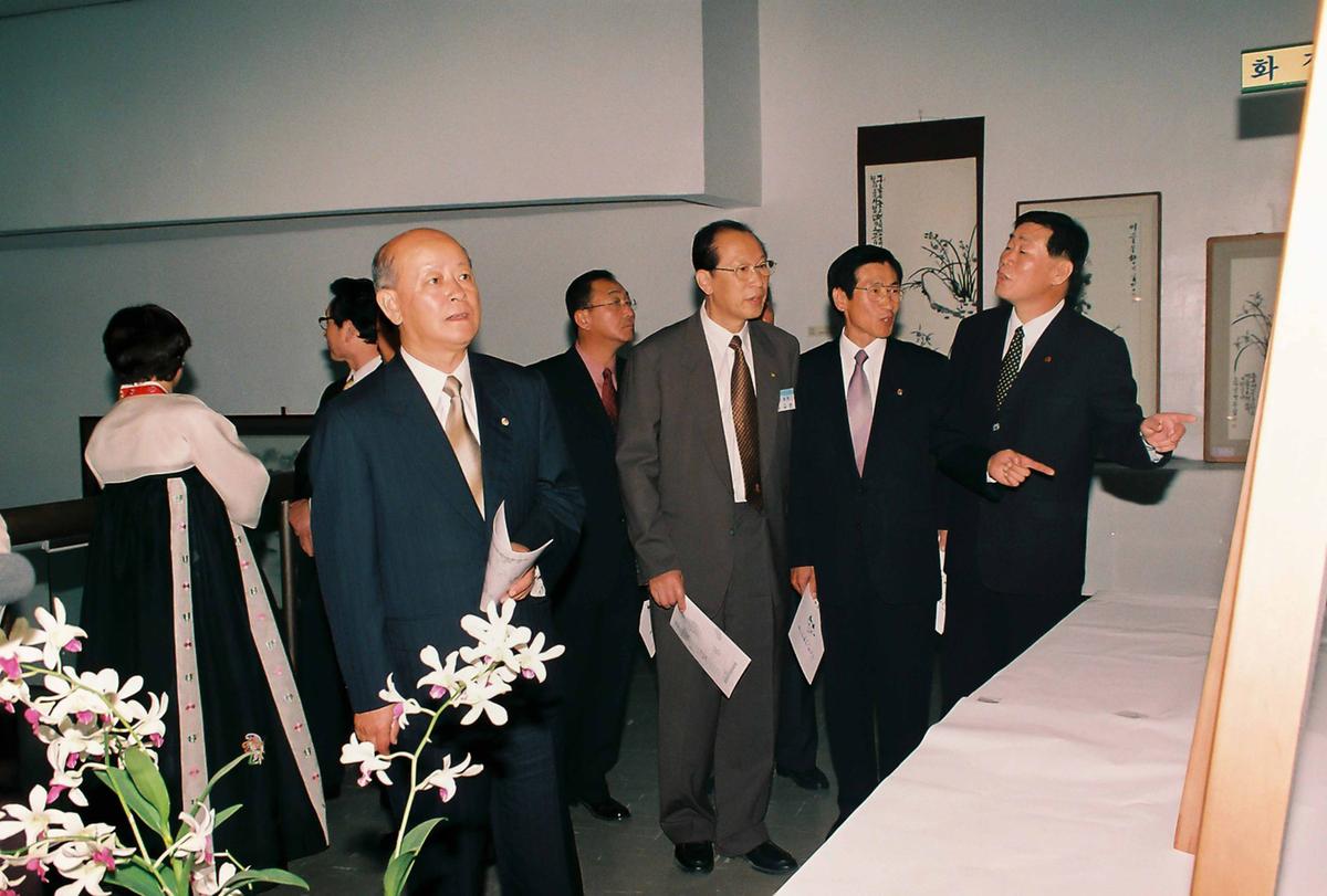 사군자 작품.혼례음식 전시