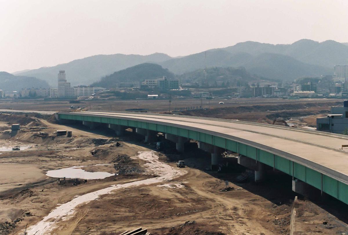 교각공사