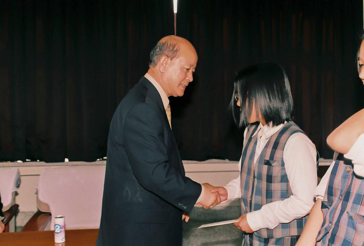 2000년도 2학기분 장학금 전달식