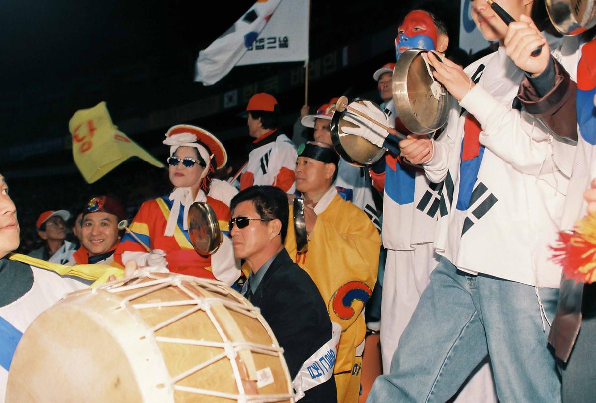 2002년 월드컵을 향하여 축구한군 관광합천