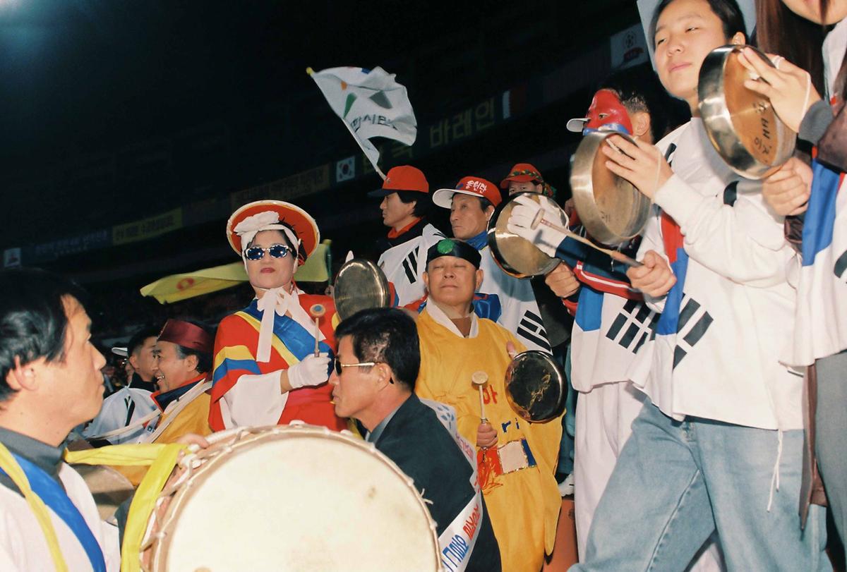 2002년 월드컵을 향하여 축구한군 관광합천