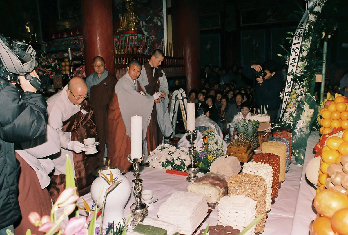 동곡당 일타 대종사 49재 봉행