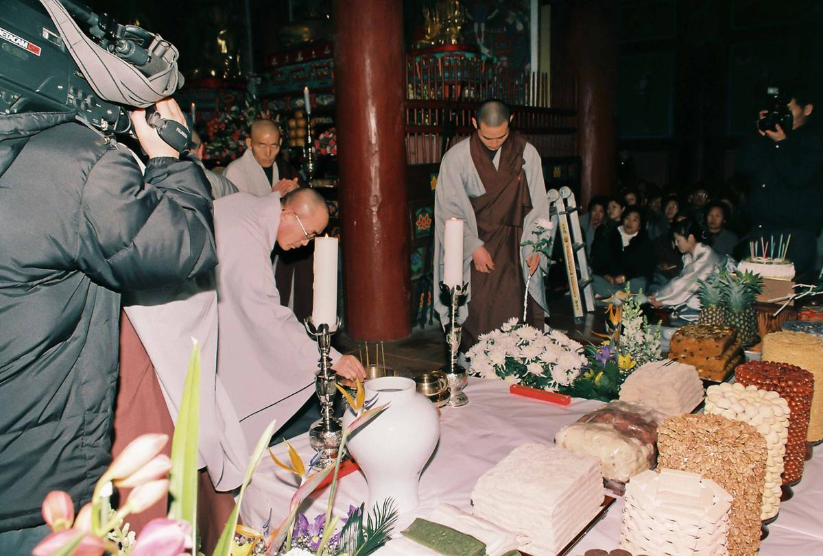 동곡당 일타 대종사 49재 봉행