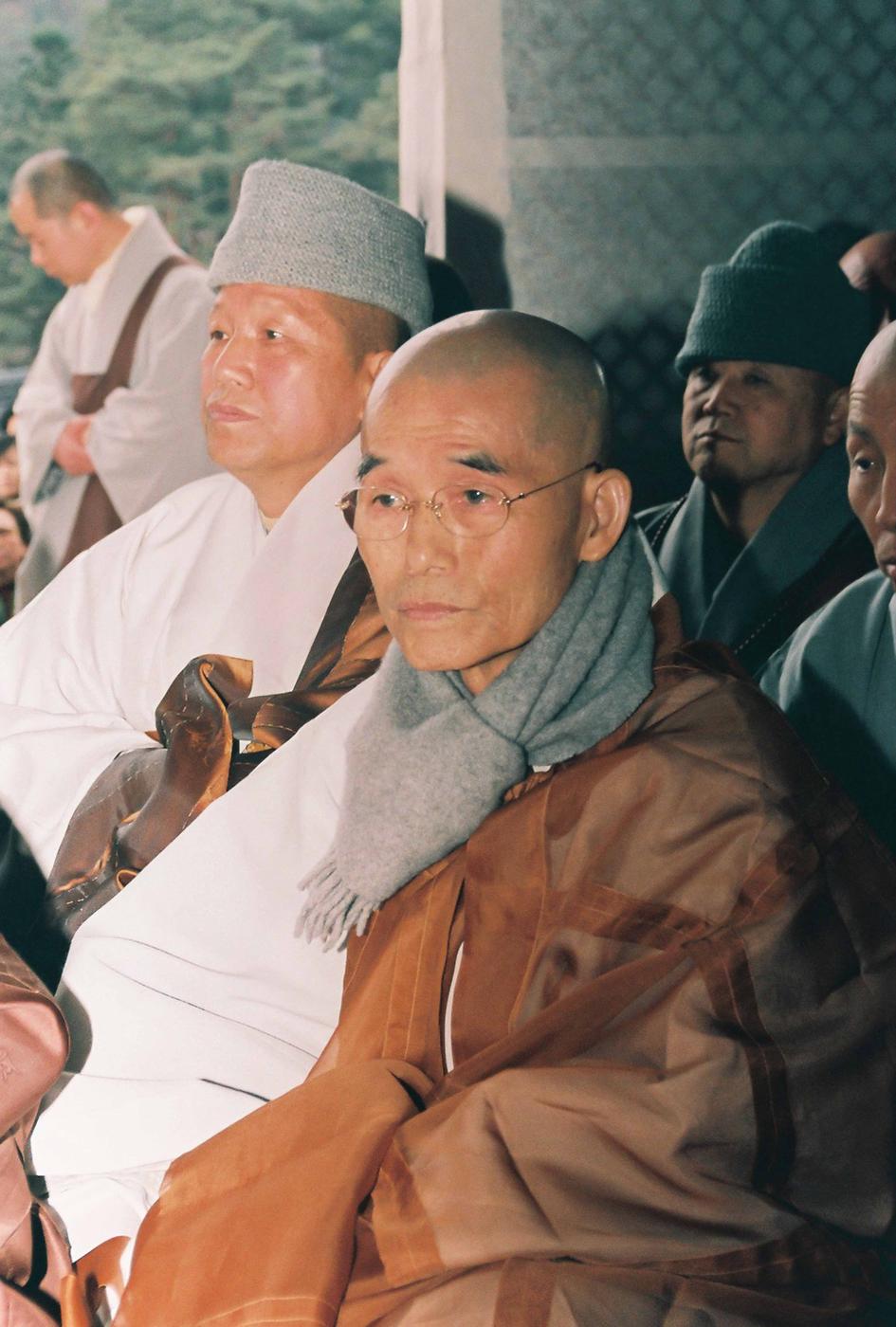 동곡당 일타 대종사 49재 봉행