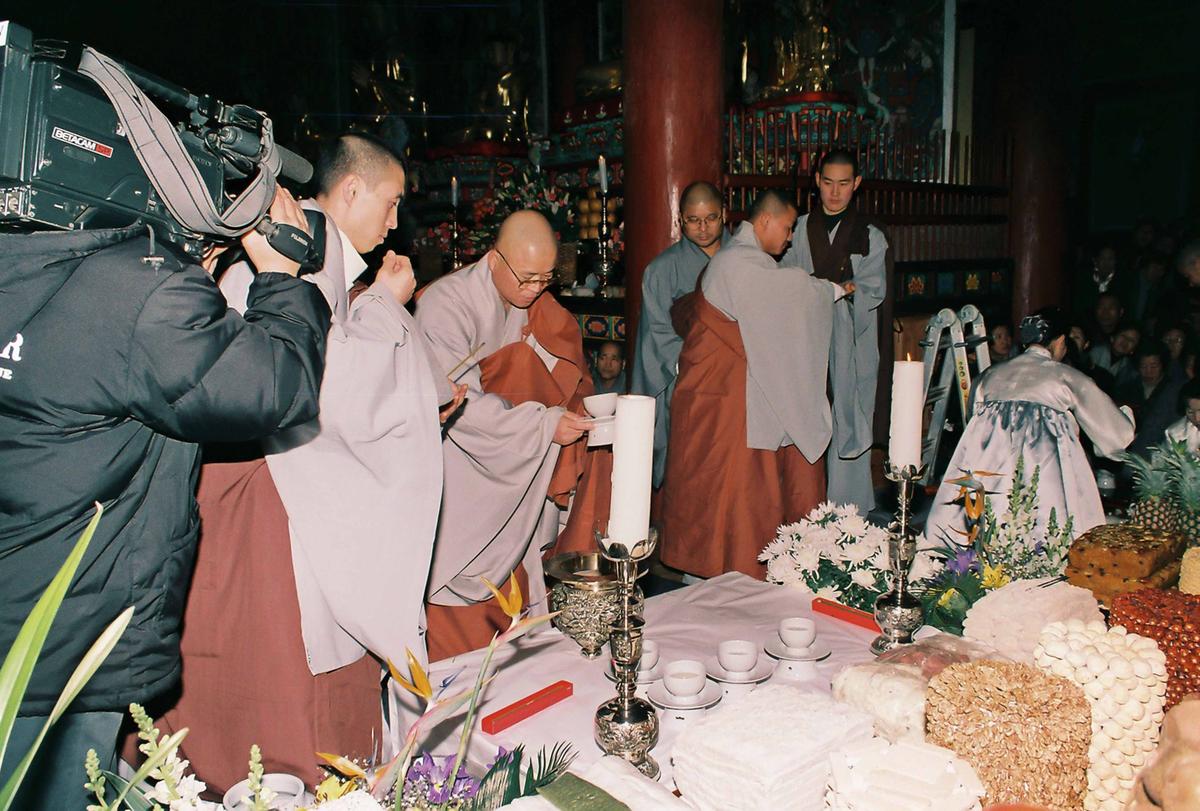 동곡당 일타 대종사 49재 봉행