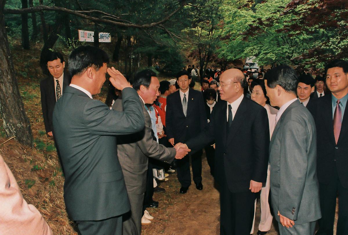 전두환 전대통령 고향방문