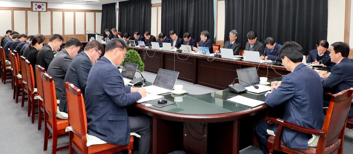 군수주재 간부회의