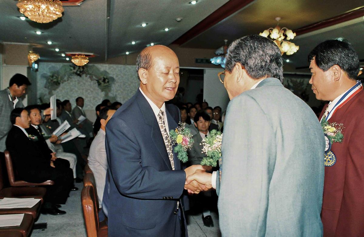 R.I 가입인준 제15주년기념 및 회장 이,취임식